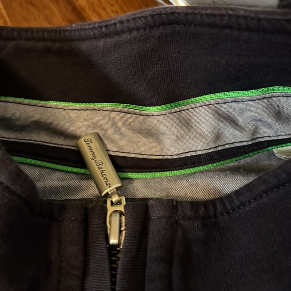 Tommy Bahama Seahawks sweatshirt - Picture 7 of 8